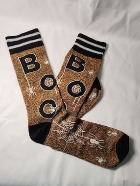 'BOO' Halloween Crew Socks - Brown/Black